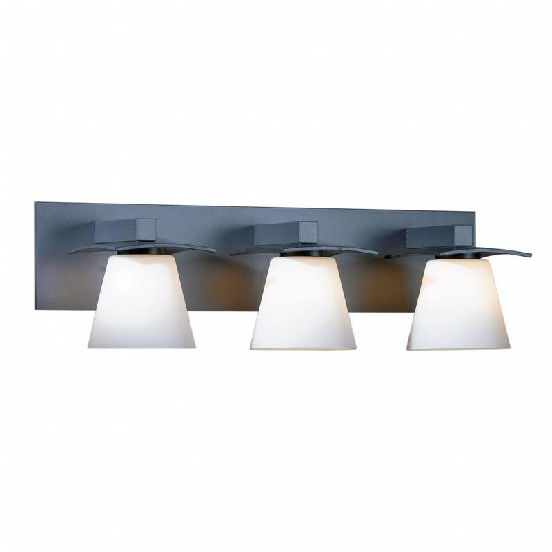 Hubbardton Forge Wren 3 Light Sconce